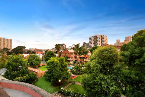 Comfort Apartments Royal Gardens - Accommodation Rockhampton 2