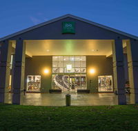 Ibis Styles Canberra - Accommodation Rockhampton