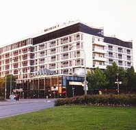 Hotel Adelaide International - Accommodation Rockhampton