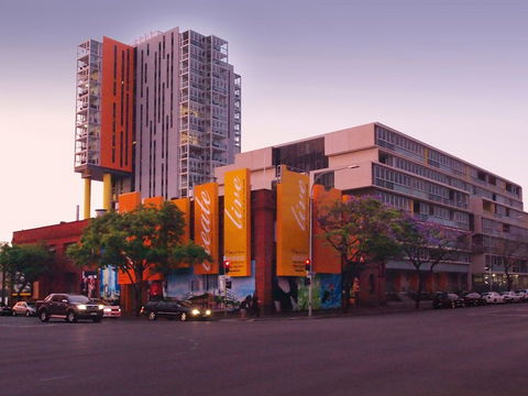 IStay Precinct - Accommodation Rockhampton 0