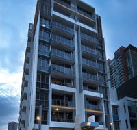 Meriton Suites Southport - Accommodation Rockhampton