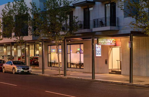 Mawson Lakes Hotel - Accommodation Rockhampton 0