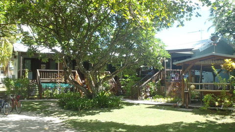 Cocos Seaview - Accommodation Rockhampton 0