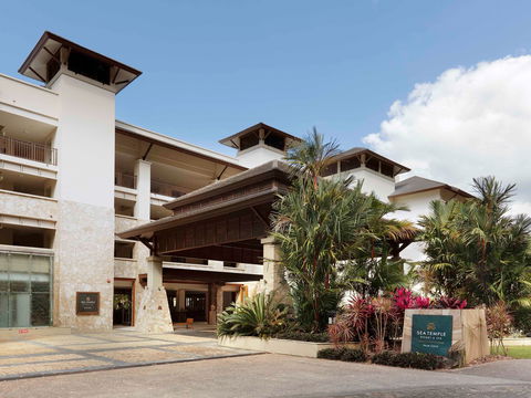 Pullman Palm Cove Sea Temple Resort/Spa - Accommodation Rockhampton 2