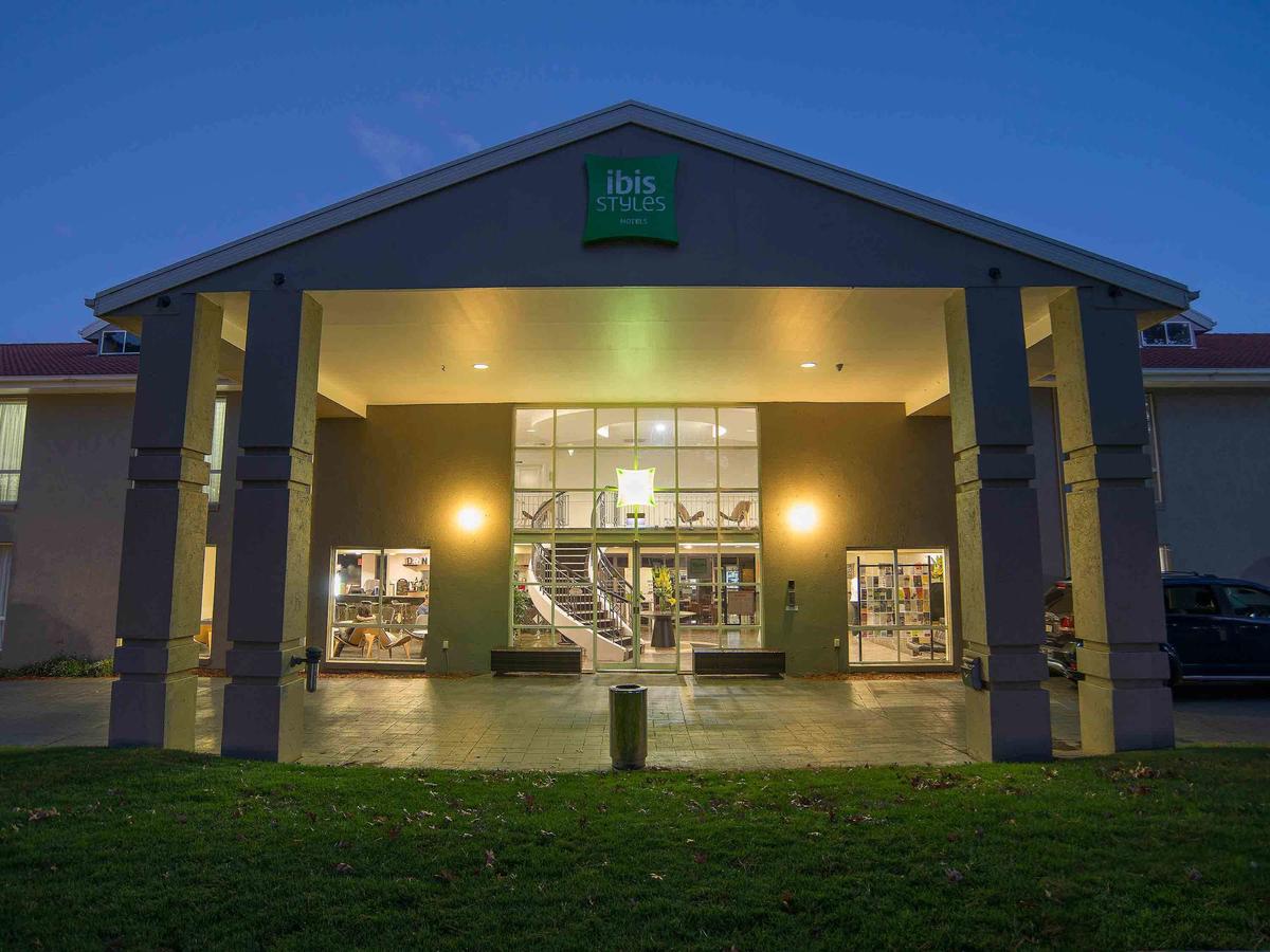 Narrabundah ACT Accommodation Rockhampton