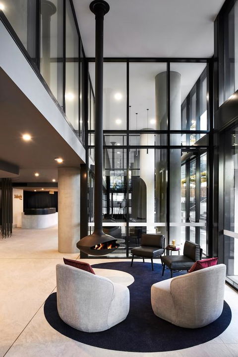 Midnight Hotel, Autograph Collection - Accommodation Rockhampton 1