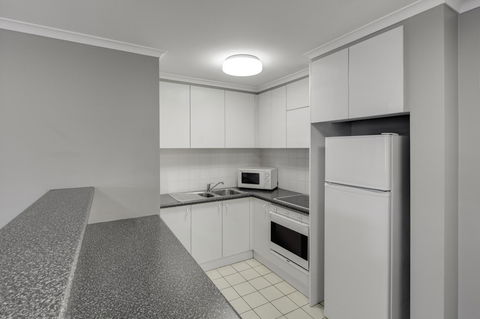 Adina Serviced Apartments Canberra James Court - Accommodation Rockhampton 1
