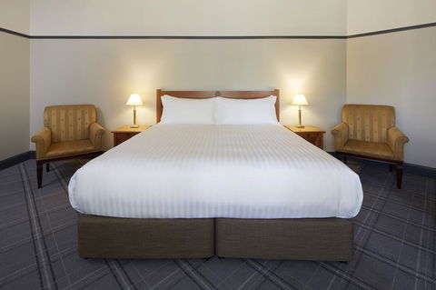 Brassey Hotel - Managed By Doma Hotels - Accommodation Rockhampton 8