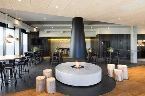 Brassey Hotel - Managed By Doma Hotels - Accommodation Rockhampton 2