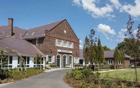 Brassey Hotel - Managed By Doma Hotels - Accommodation Rockhampton 1