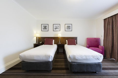 Mercure Canberra - Accommodation Rockhampton 9