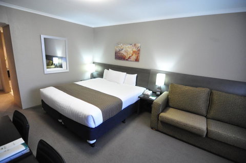 Pavilion On Northbourne - Accommodation Rockhampton 19