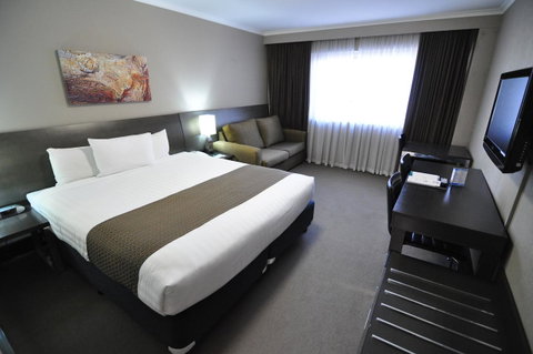Pavilion On Northbourne - Accommodation Rockhampton 4