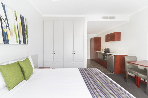 Abode Narrabundah - Accommodation Rockhampton 14
