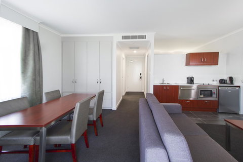Abode Narrabundah - Accommodation Rockhampton 7
