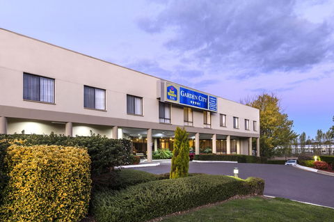 Garden City Hotel, Best Western Signature Collection - Accommodation Rockhampton 2