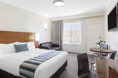 Garden City Hotel, Best Western Signature Collection - Accommodation Rockhampton 1