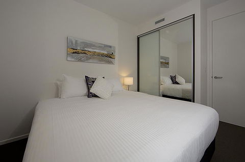 Manhattan 303 Canberra City ACT - Accommodation Rockhampton 38