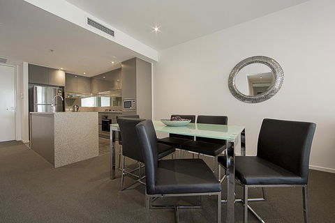 Manhattan 303 Canberra City ACT - Accommodation Rockhampton 30