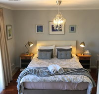 Finches Canberra - Accommodation Rockhampton