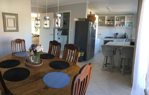 Finches Canberra - Accommodation Rockhampton 18