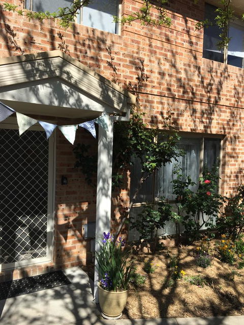 Finches Canberra - Accommodation Rockhampton 31