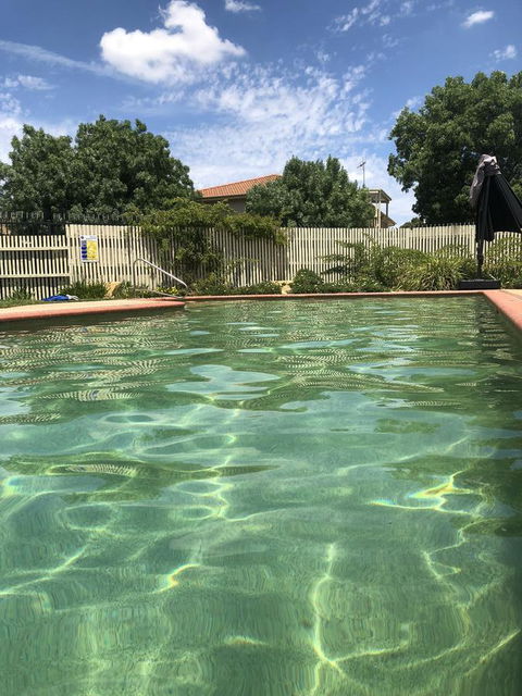 Finches Canberra - Accommodation Rockhampton 1