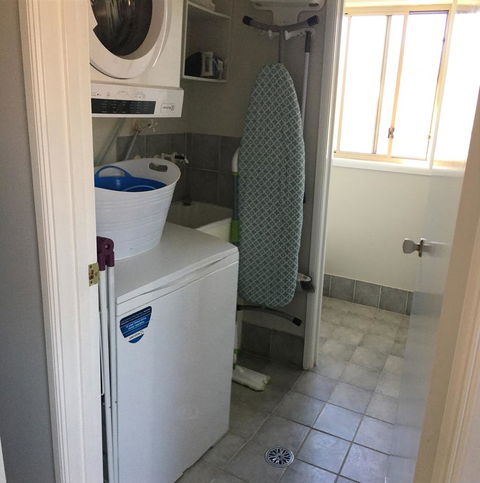 Finches Canberra - Accommodation Rockhampton 21