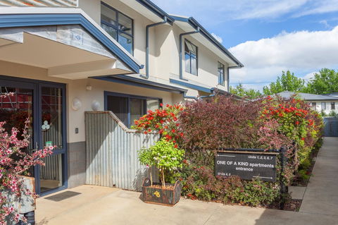 One Of A Kind Apartments - Accommodation Rockhampton 36