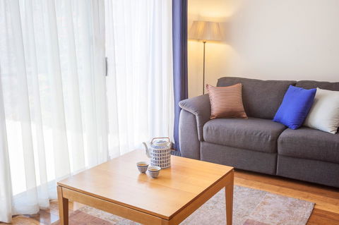 One Of A Kind Apartments - Accommodation Rockhampton 24