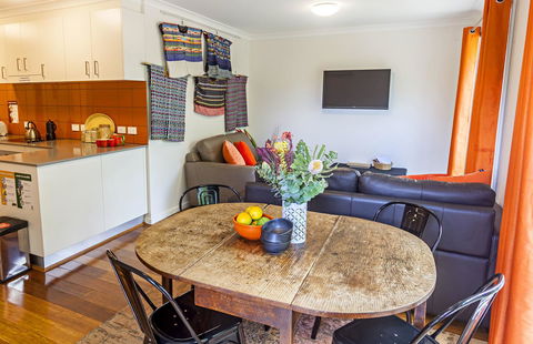 One Of A Kind Apartments - Accommodation Rockhampton 1