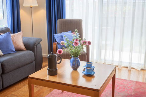 One Of A Kind Apartments - Accommodation Rockhampton 34