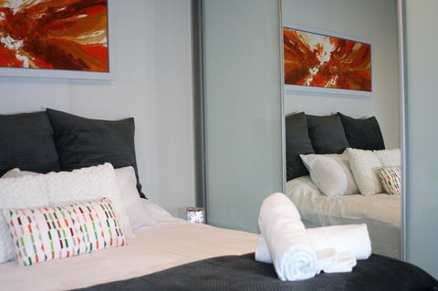 Modern Executive Apt@Barton*1BR*WiFi*Gym*Secure Parking*Canberra - Accommodation Rockhampton 1