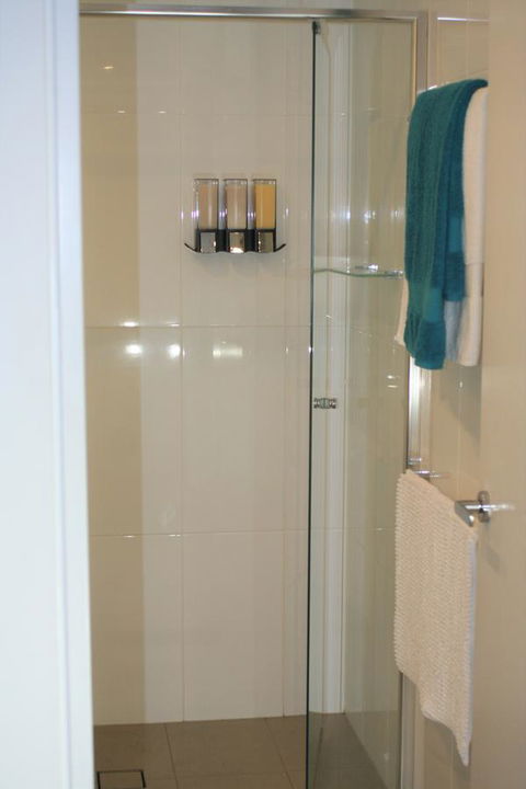 Modern Executive Apt@Barton*1BR*WiFi*Gym*Secure Parking*Canberra - Accommodation Rockhampton 15