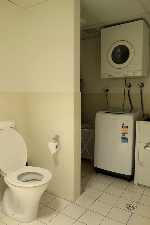 Kingston Comfy Apartment - Accommodation Rockhampton 9