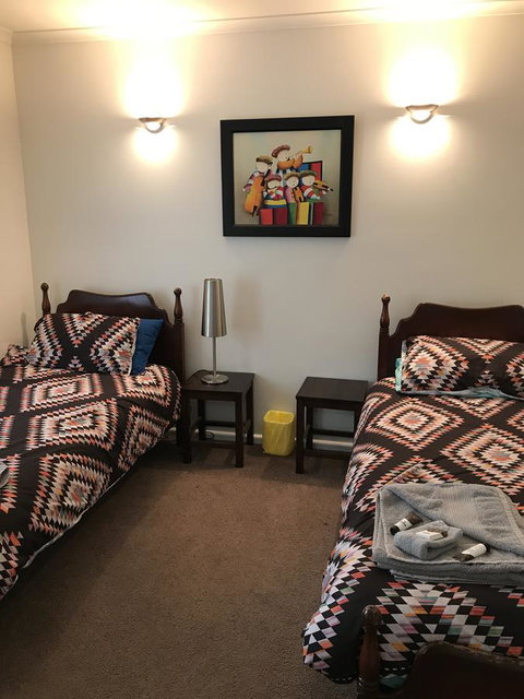 Central Tranquility Heart Of Orange - Accommodation Rockhampton 18