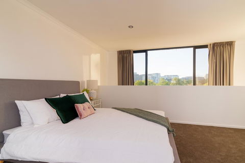ALLARA CANBERRA - Accommodation Rockhampton 9