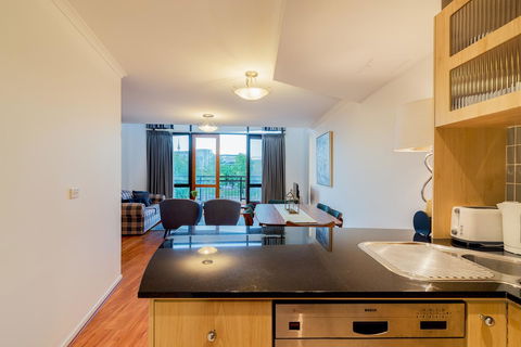 ALLARA CANBERRA - Accommodation Rockhampton 2