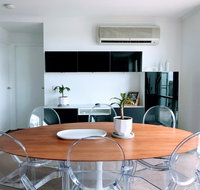 Staying Places - The Avenue - Accommodation Rockhampton