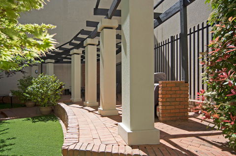 BreakFree Capital Tower Apartments - Accommodation Rockhampton 9