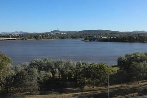 Canberra Luxury Apartment 3 - Accommodation Rockhampton 3