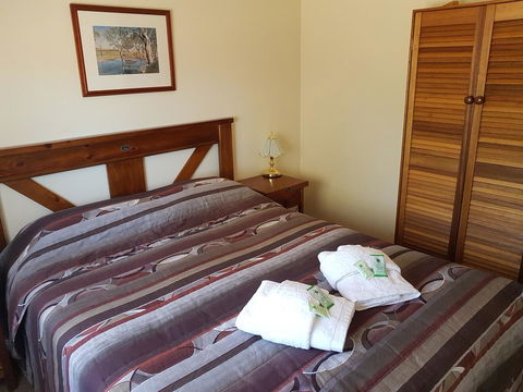 Windana Cottages - Accommodation Rockhampton 2