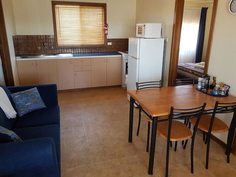 Windana Cottages - Accommodation Rockhampton 5