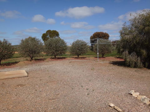 Windana Cottages - Accommodation Rockhampton 21