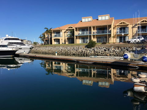 Marina Hotel - Accommodation Rockhampton 35