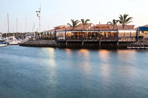 Marina Hotel - Accommodation Rockhampton 0