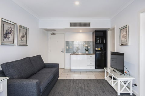 Marina Hotel - Accommodation Rockhampton 16