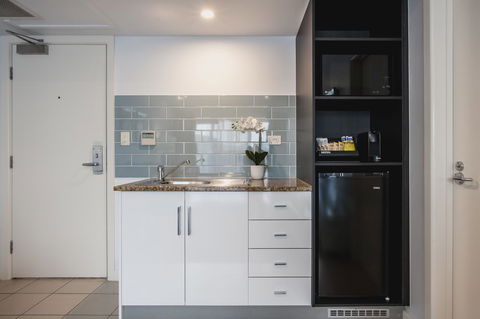 Marina Hotel - Accommodation Rockhampton 17