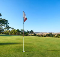 New Terry Hotel  Golf Resort - Accommodation Rockhampton