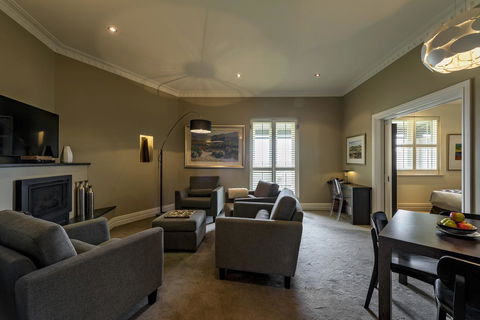 The Louise - Accommodation Rockhampton 8
